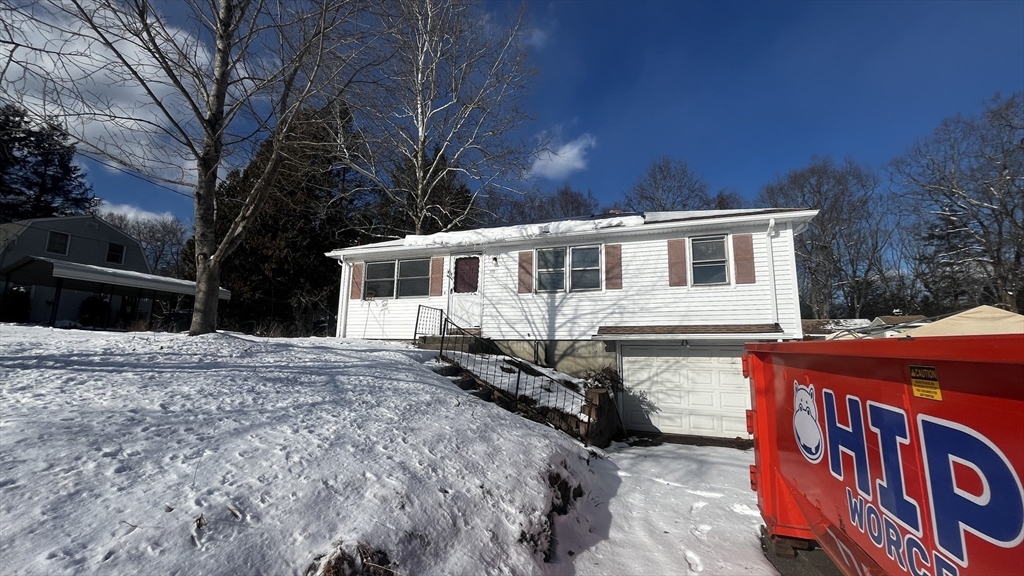 368 Granville Road Southwick, MA 01077 - Photo 4 of 27