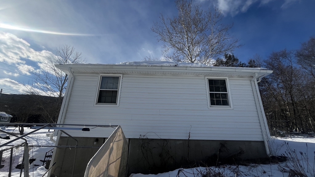 368 Granville Road Southwick, MA 01077 - Photo 6 of 27