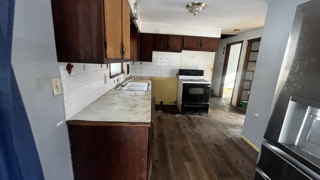 368 Granville Road Southwick, MA 01077 - Photo 10 of 27