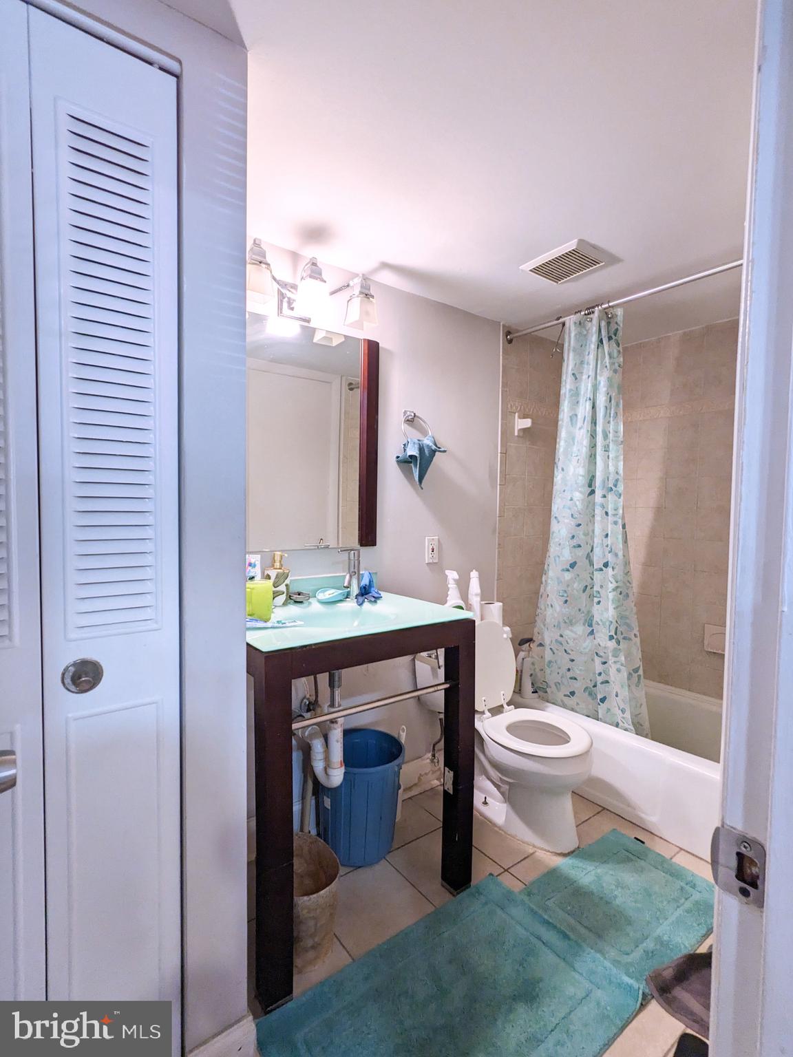 2207 Greenery Lane, Unit 1048 Silver Spring, MD 20906 - Photo 8 of 19 Gallery Image 8