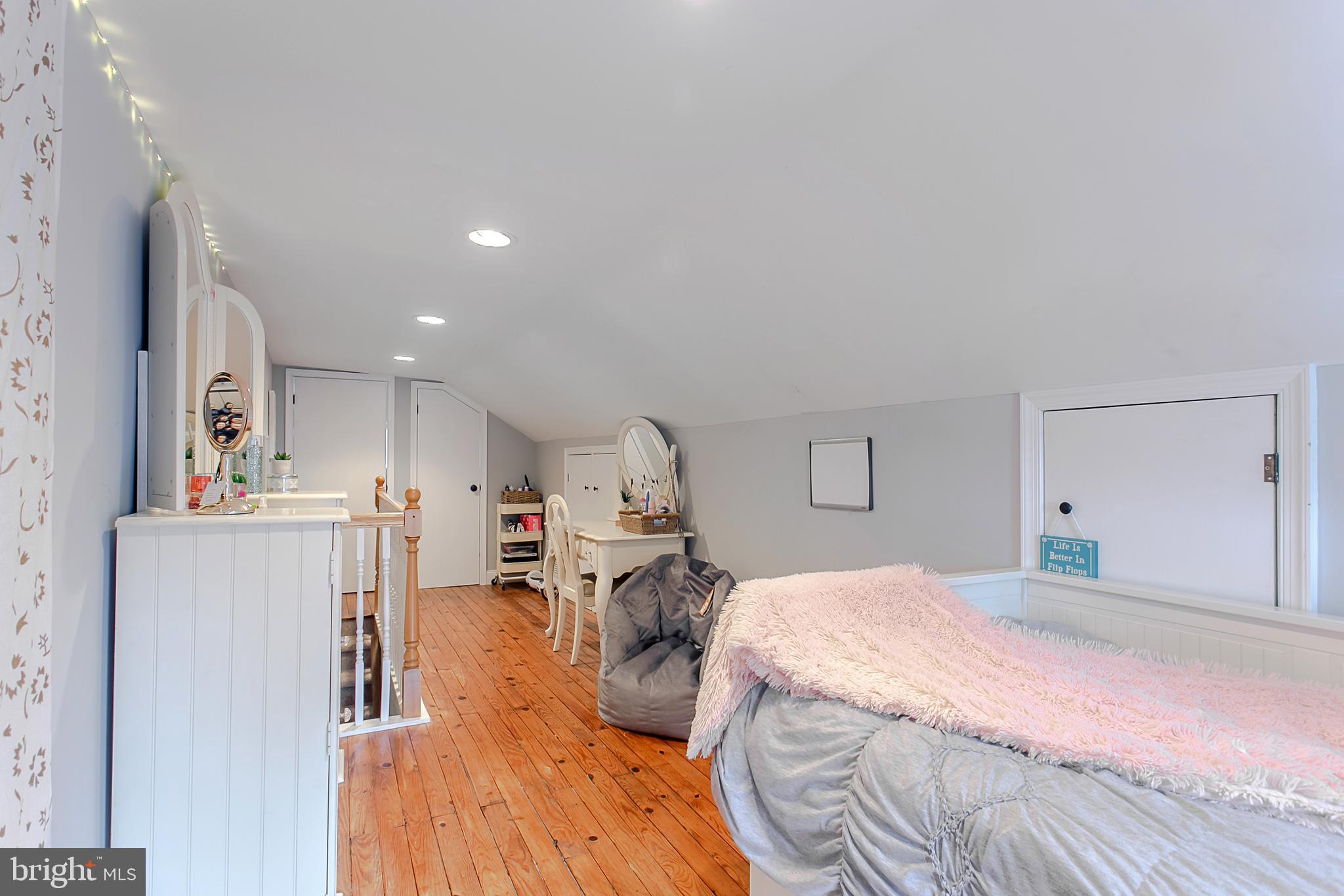 112 Sycamore Road Havertown, PA 19083 - Photo 16 of 23