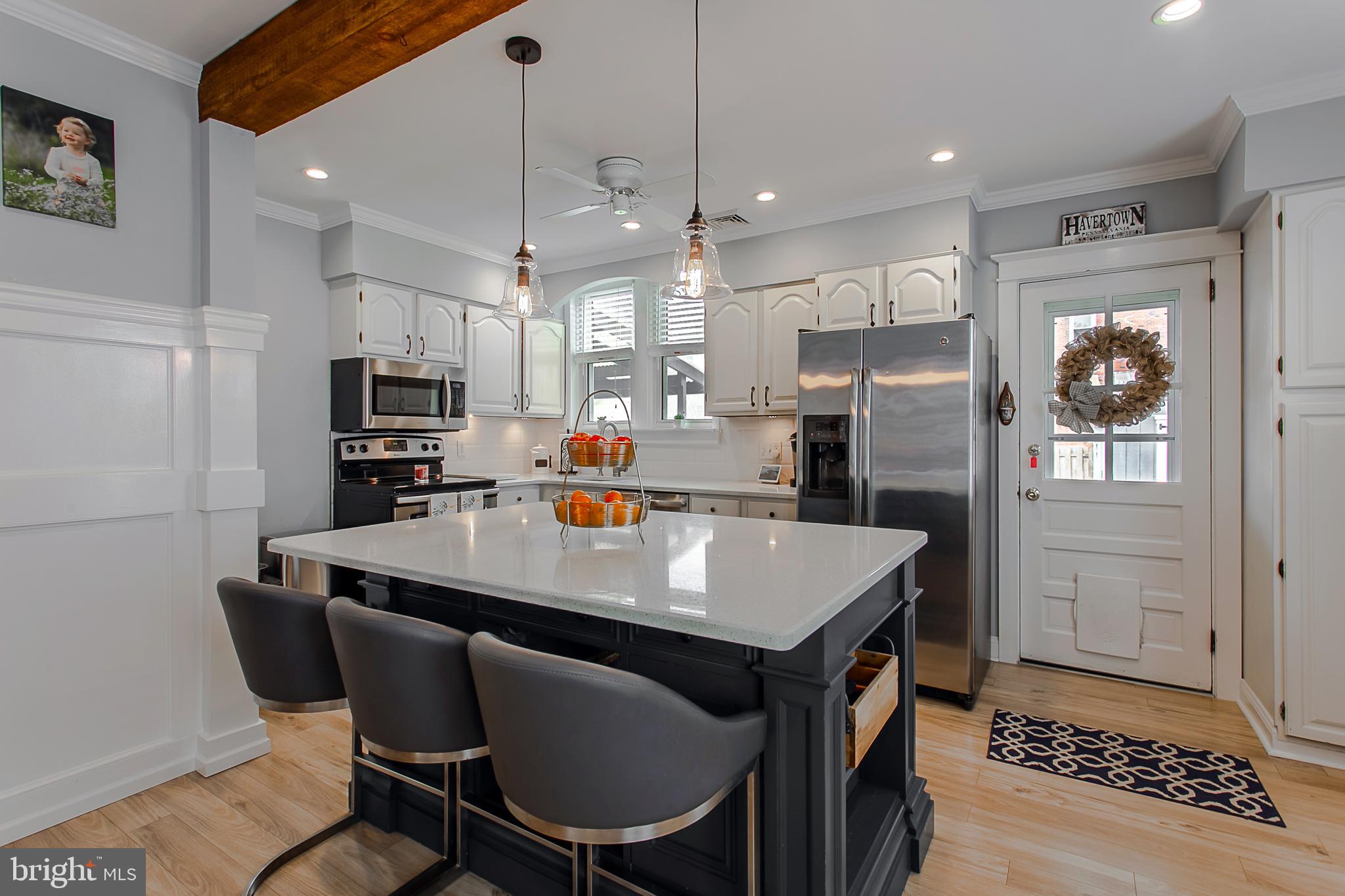 112 Sycamore Road Havertown, PA 19083 - Photo 5 of 23