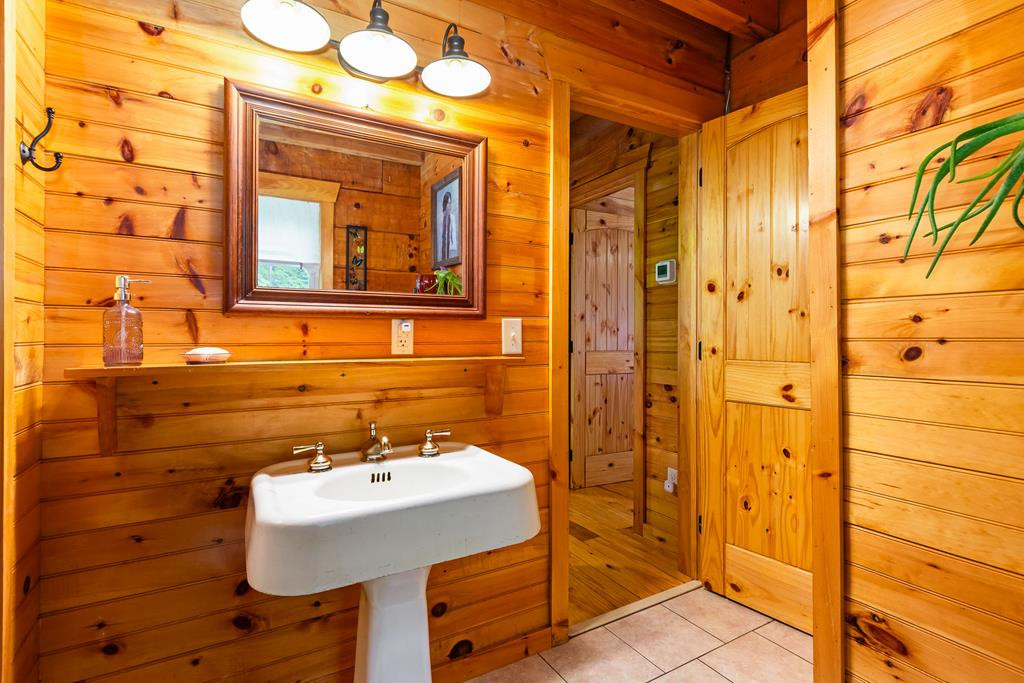 1374 Long Branch Road Marble, NC 28905 - Photo 32 of 54