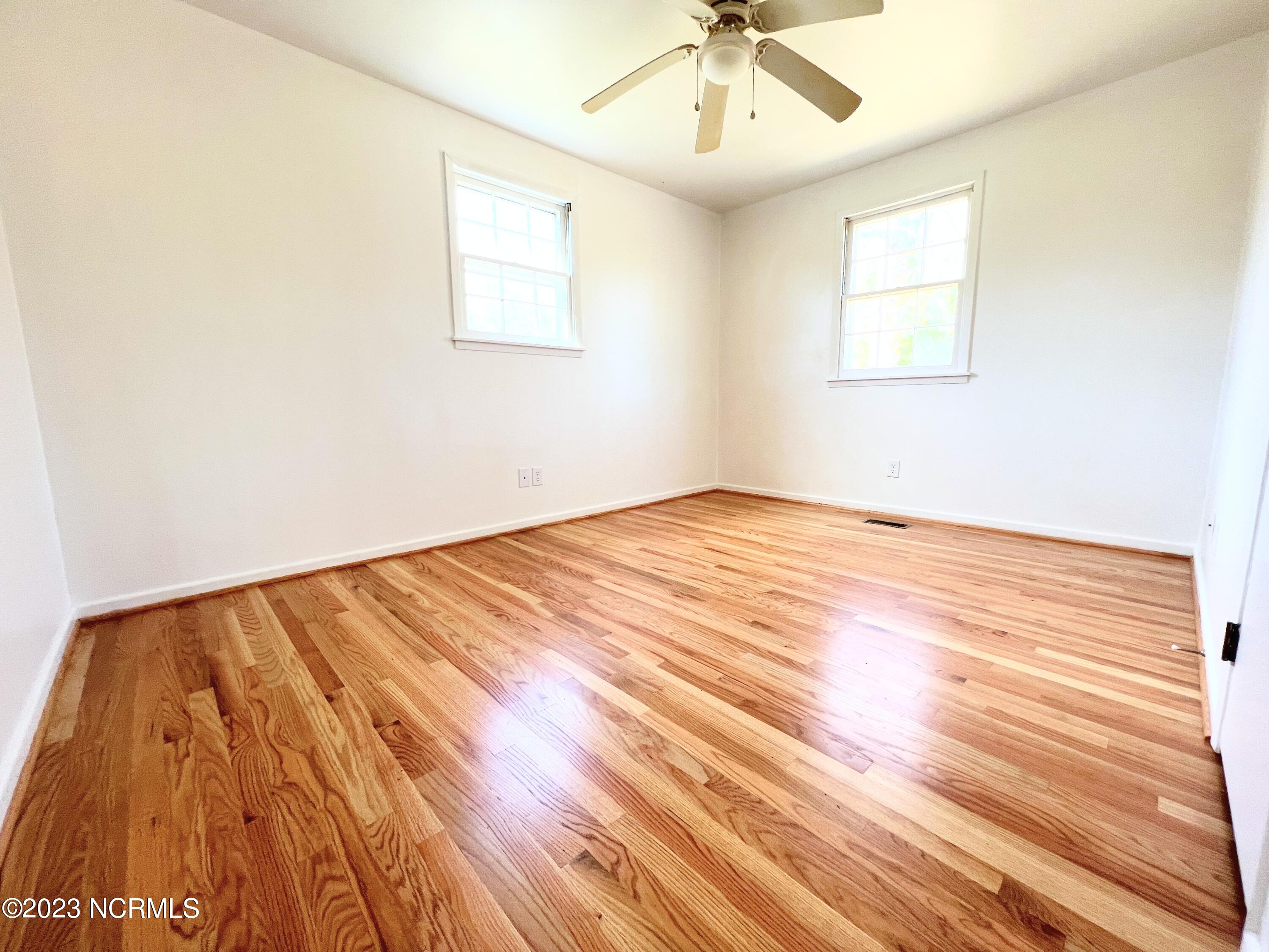 505 Delmar Road Jacksonville, NC 28540 - Photo 28 of 33 Bedroom 3
