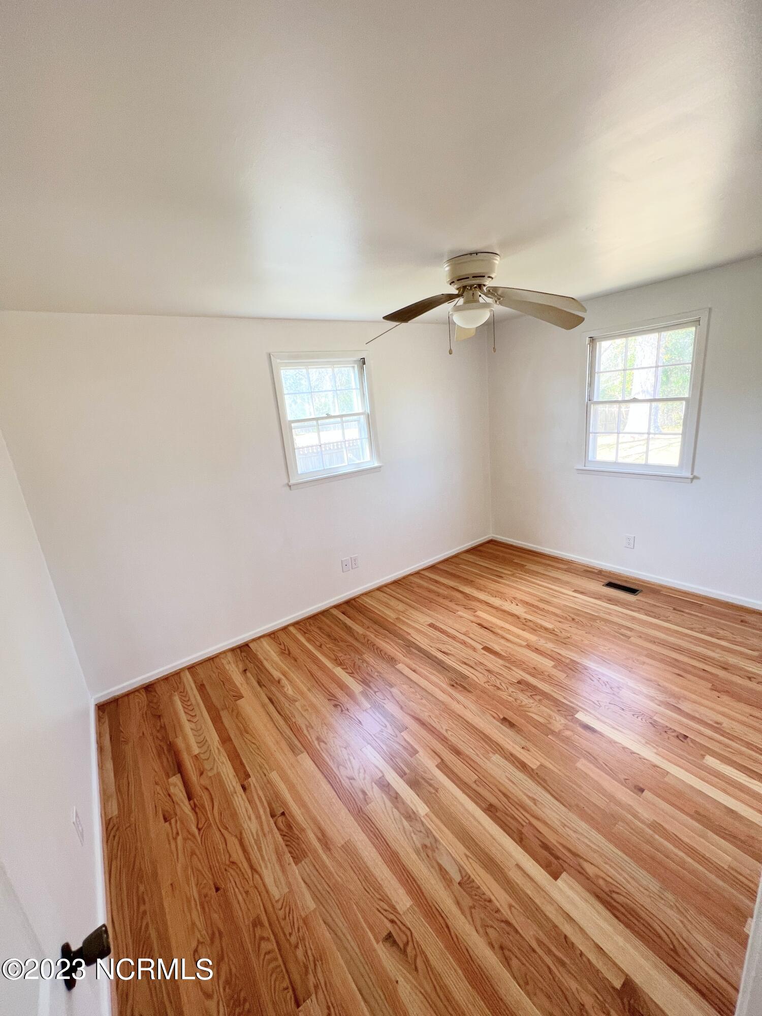 505 Delmar Road Jacksonville, NC 28540 - Photo 29 of 33 Bedroom 3