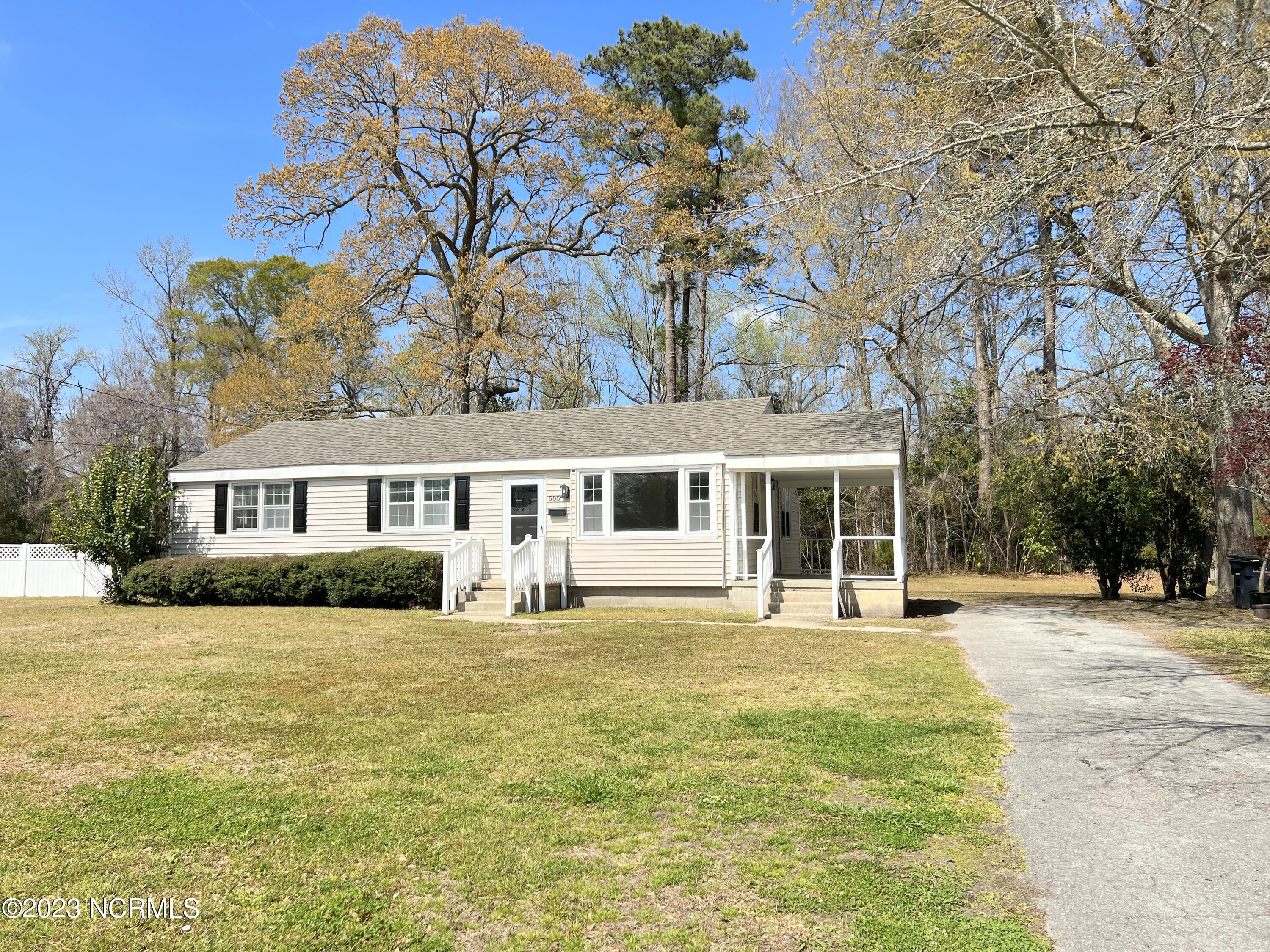 505 Delmar Road Jacksonville, NC 28540 - Photo 6 of 33 505 Delmar