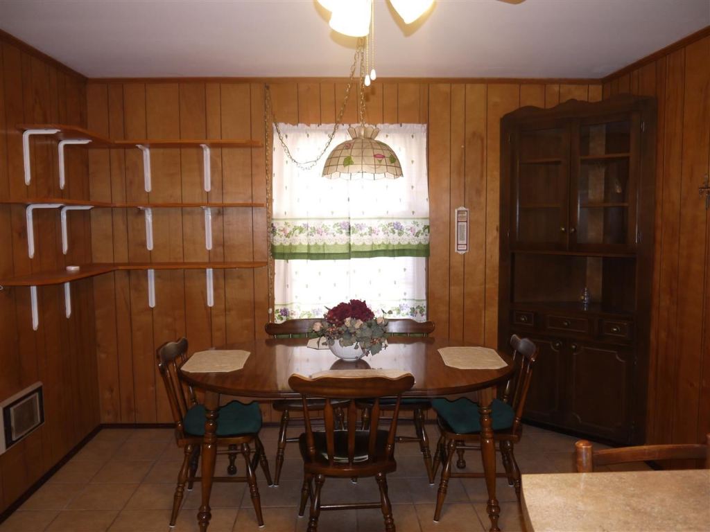 702 Woodvale Road Anderson, SC 29624 - Photo 6 of 16 Gallery Image 6