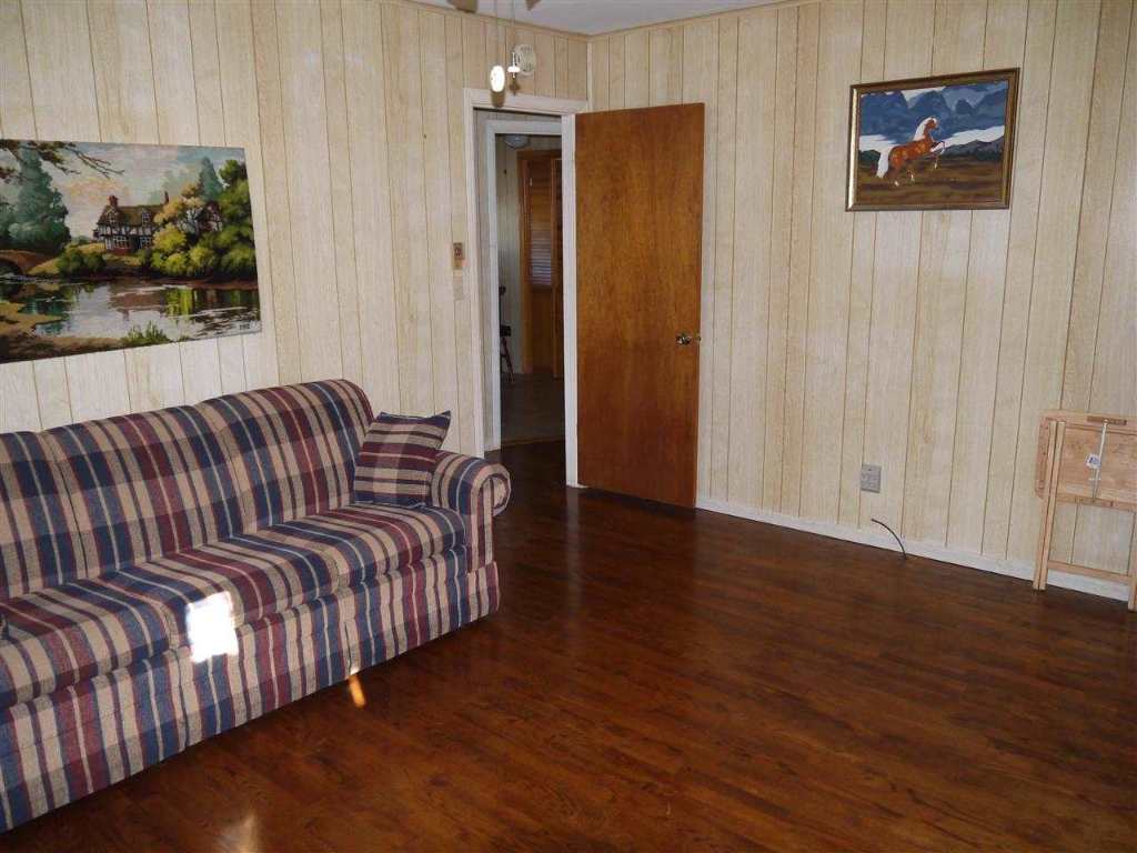 702 Woodvale Road Anderson, SC 29624 - Photo 8 of 16 Gallery Image 8