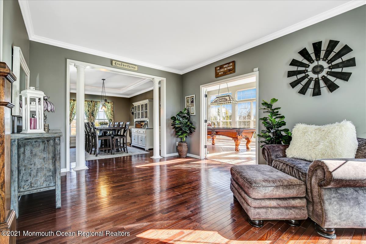 5 Jake Drive Cream Ridge, NJ 08514 - Photo 25 of 64 a living room with furniture and a wooden floor