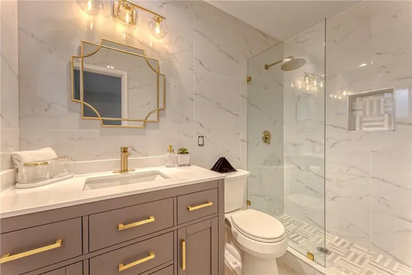 $9,995 | 1984 Sailfish Place, Lauderdale-by-the-Sea, FL 33062