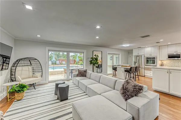 $9,995 | 1984 Sailfish Place, Lauderdale-by-the-Sea, FL 33062