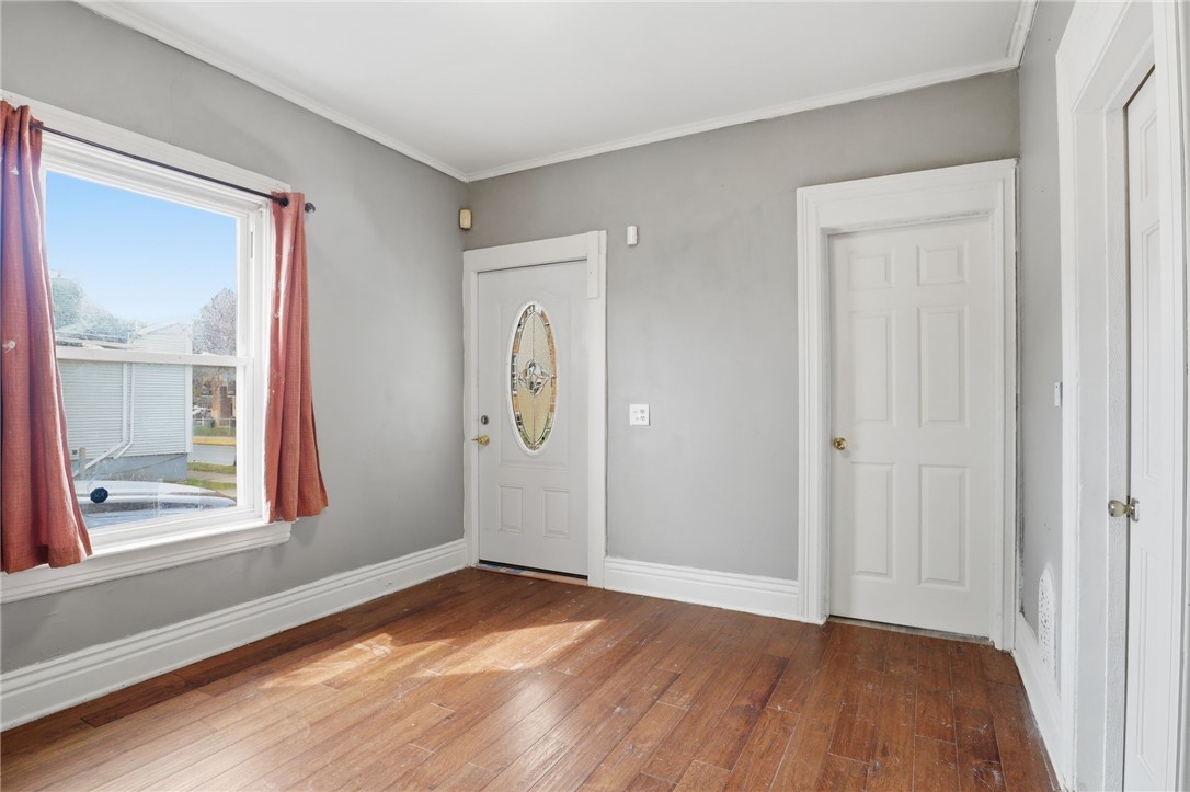 112 Carter Street Rochester, NY 14621 - Photo 5 of 24