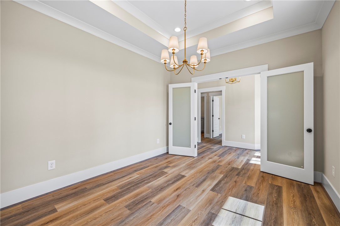 437 Falcons Lair W Drive Walhalla, SC 29691 - Photo 18 of 50 Dining Room