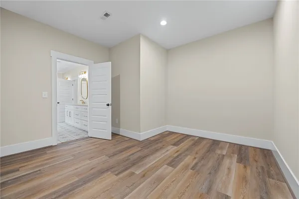 $549,900 | 437 Falcons Lair W Drive, Walhalla, SC 29691