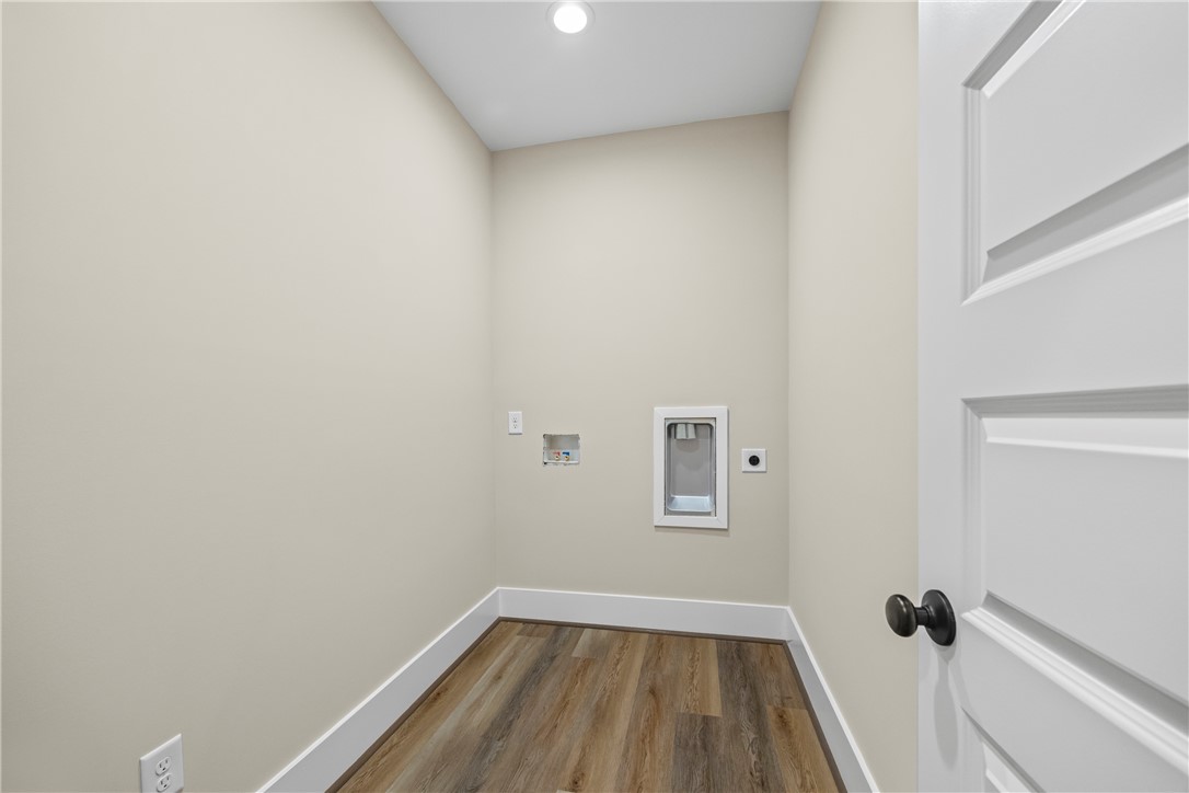 437 Falcons Lair W Drive Walhalla, SC 29691 - Photo 31 of 50 Laundry Room