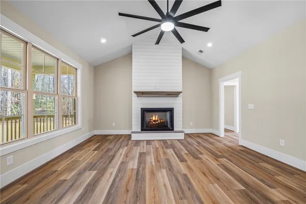 $549,900 | 437 Falcons Lair W Drive, Walhalla, SC 29691