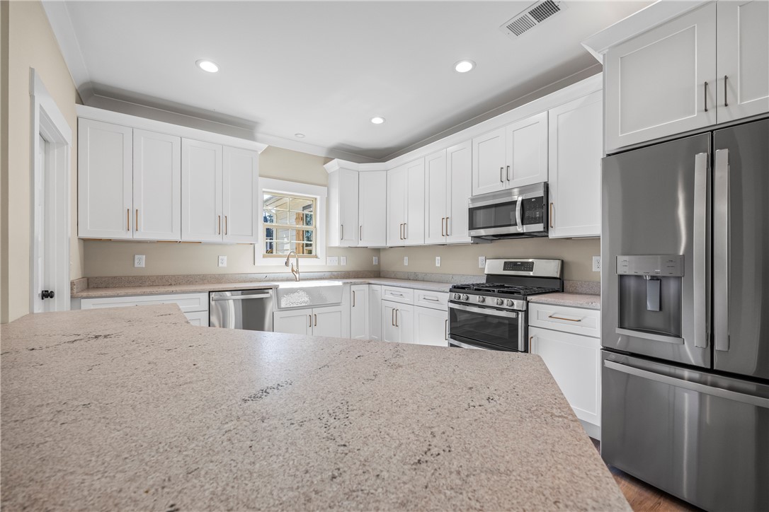 437 Falcons Lair W Drive Walhalla, SC 29691 - Photo 10 of 50 Kitchen