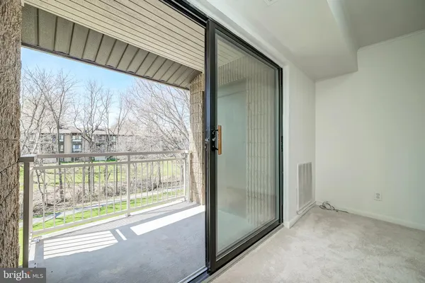 $229,900 | 5921 Tamar Drive, Unit 11 P11, Columbia, MD 21045