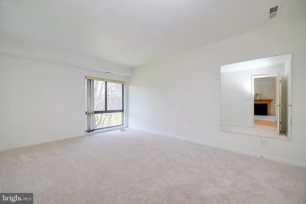 $229,900 | 5921 Tamar Drive, Unit 11 P11, Columbia, MD 21045