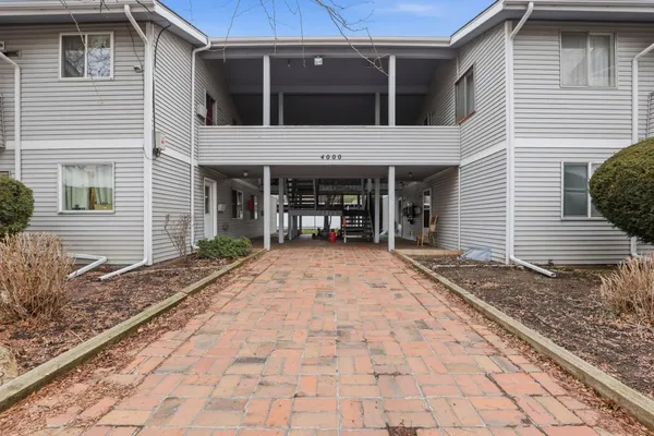 $244,900 | 4000 South Regal Street, Unit 201, Spokane, WA 99223