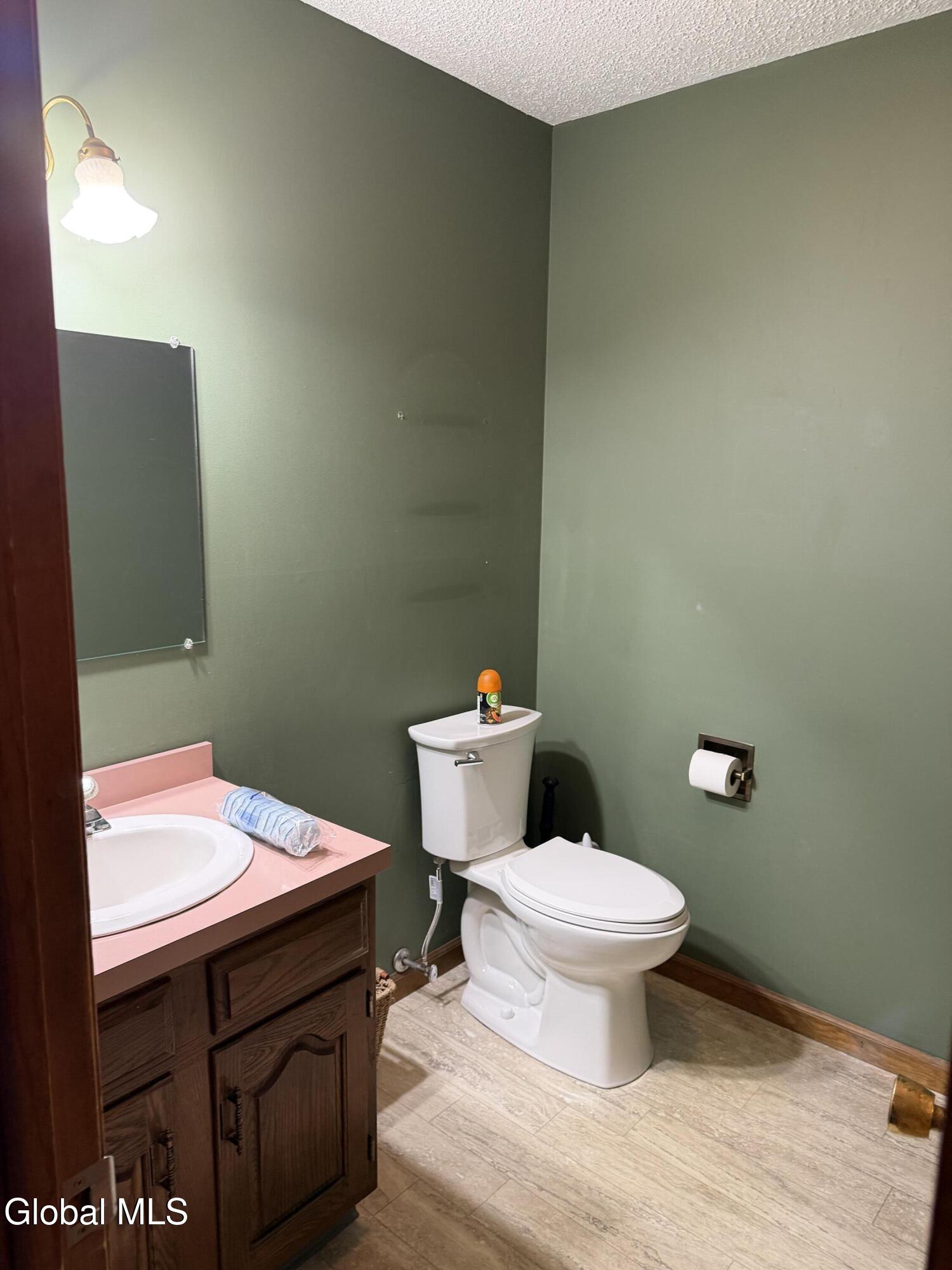 19 Sugar Pine Road Queensbury, NY 12804 - Photo 19 of 38 IMG_4591