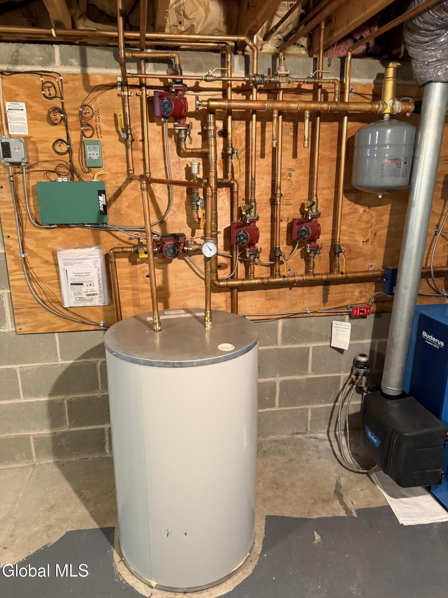 19 Sugar Pine Road Queensbury, NY 12804 - Photo 35 of 38 IMG_4616