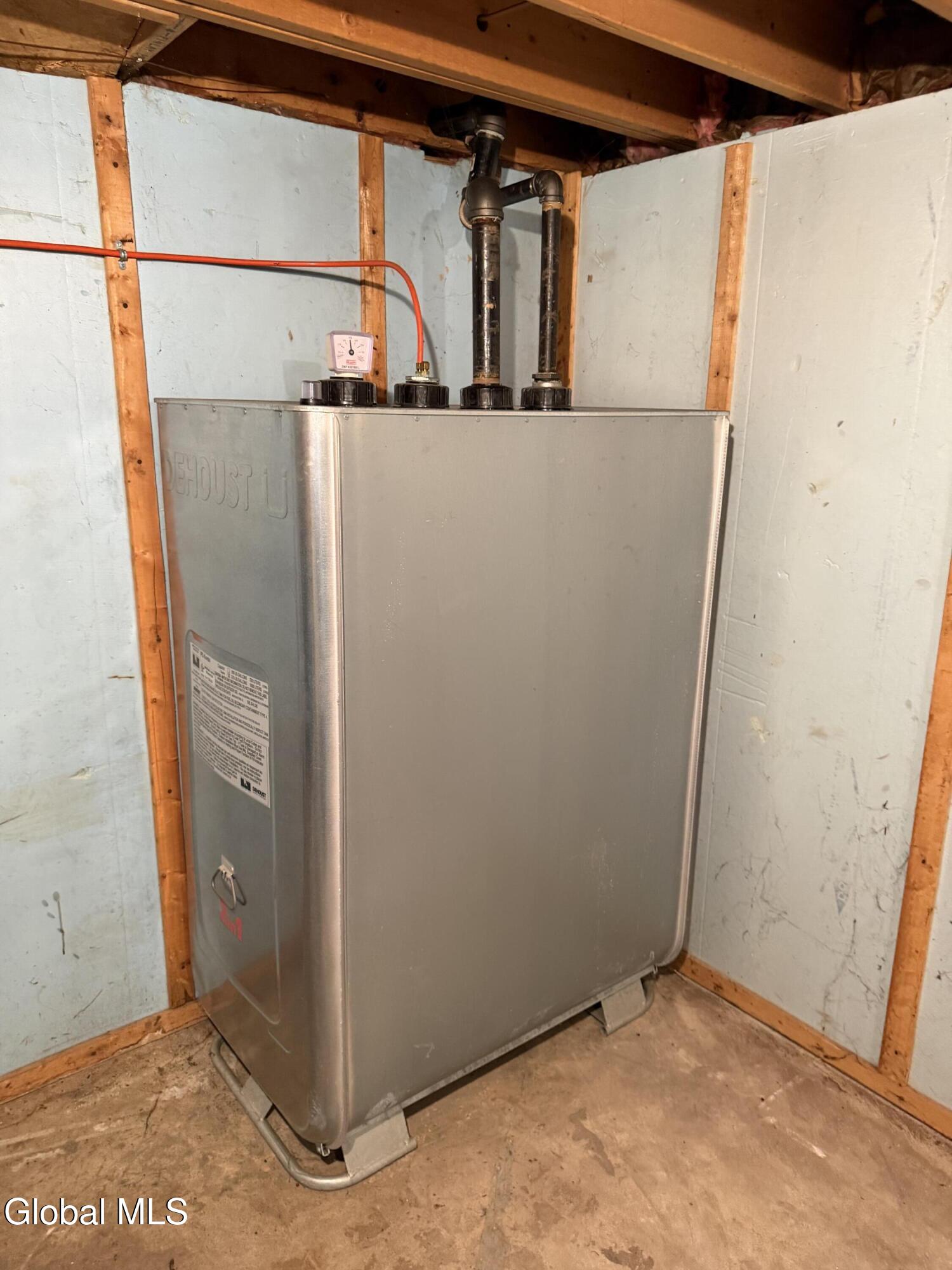 19 Sugar Pine Road Queensbury, NY 12804 - Photo 37 of 38 IMG_4618