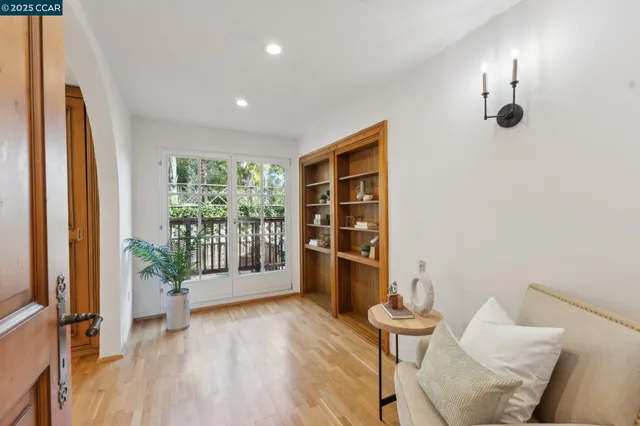 $1,450,000 | 40 Las Palomas, Orinda, CA 94563