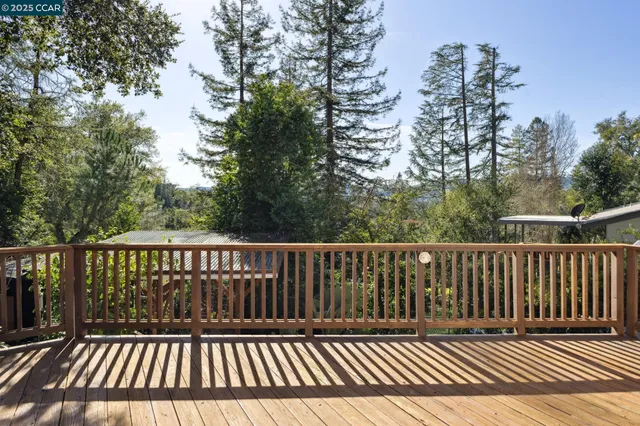 $1,450,000 | 40 Las Palomas, Orinda, CA 94563