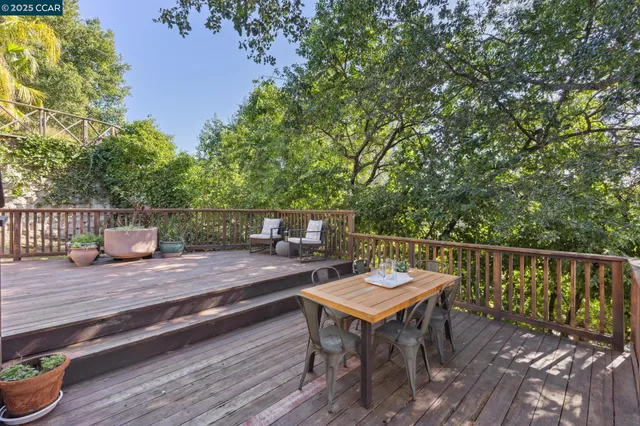 $1,450,000 | 40 Las Palomas, Orinda, CA 94563