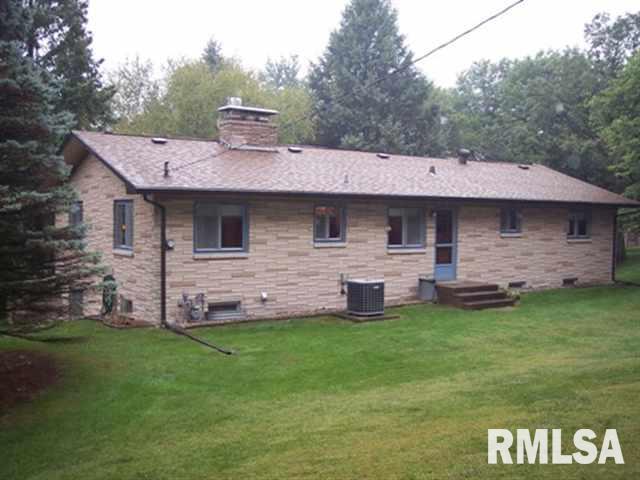 3561 Moencks Road Bettendorf, IA 52722 - Photo 8 of 11 Gallery Image 8