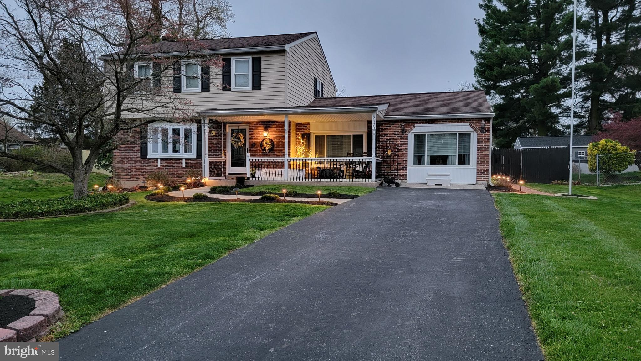 2429 East Colonial Dr