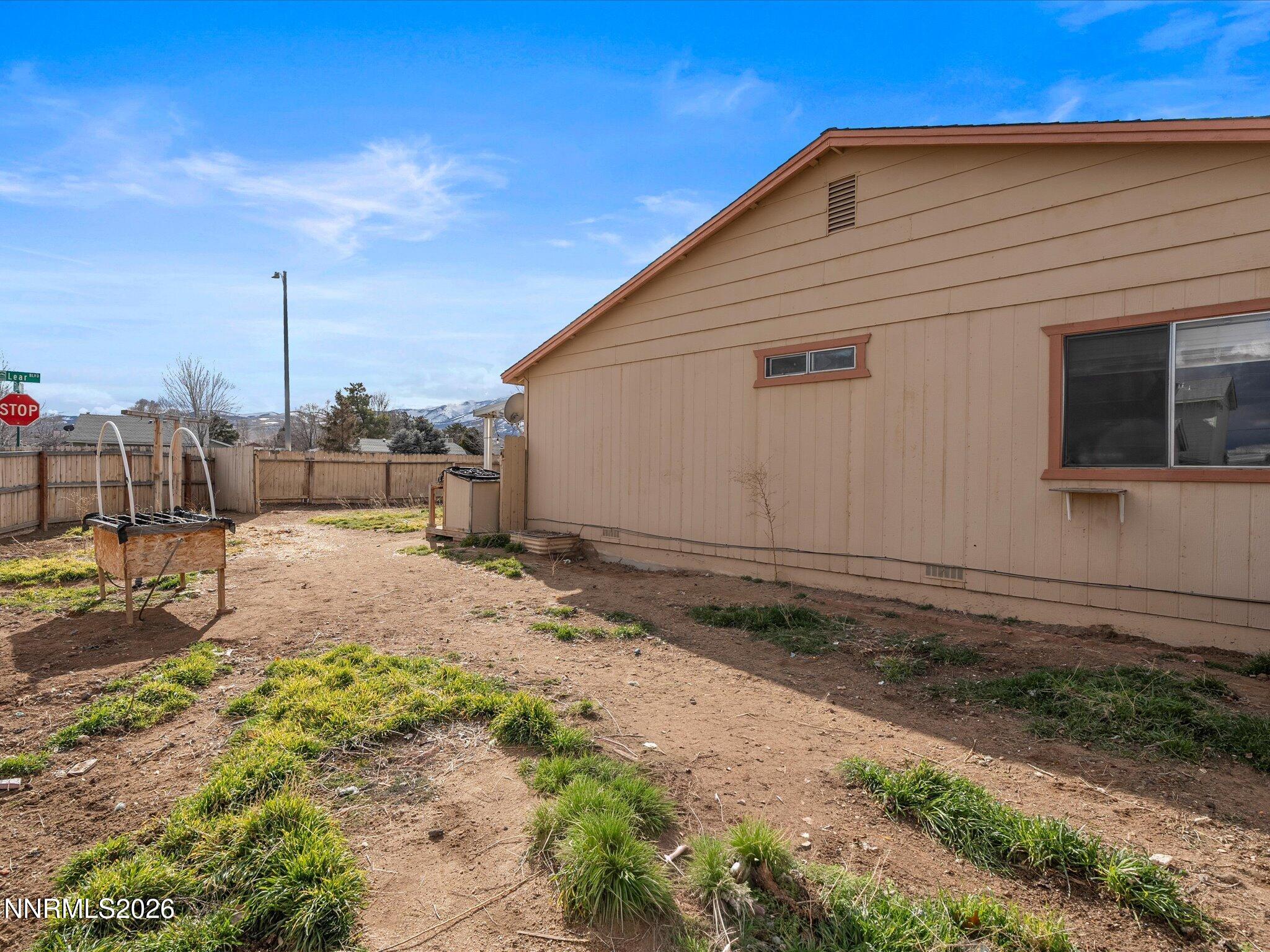 10010 Humite Lane Reno, NV 89506 - Photo 20 of 26 21-10010 Humite Ln-120