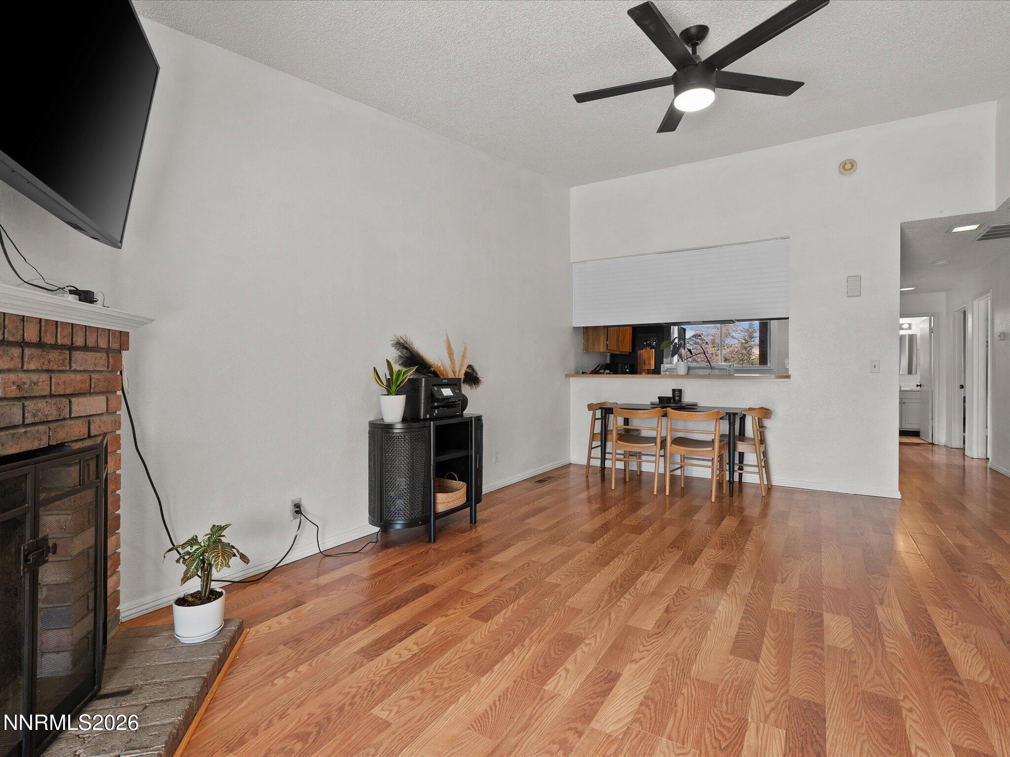 10010 Humite Lane Reno, NV 89506 - Photo 6 of 26 07-10010 Humite Ln-106