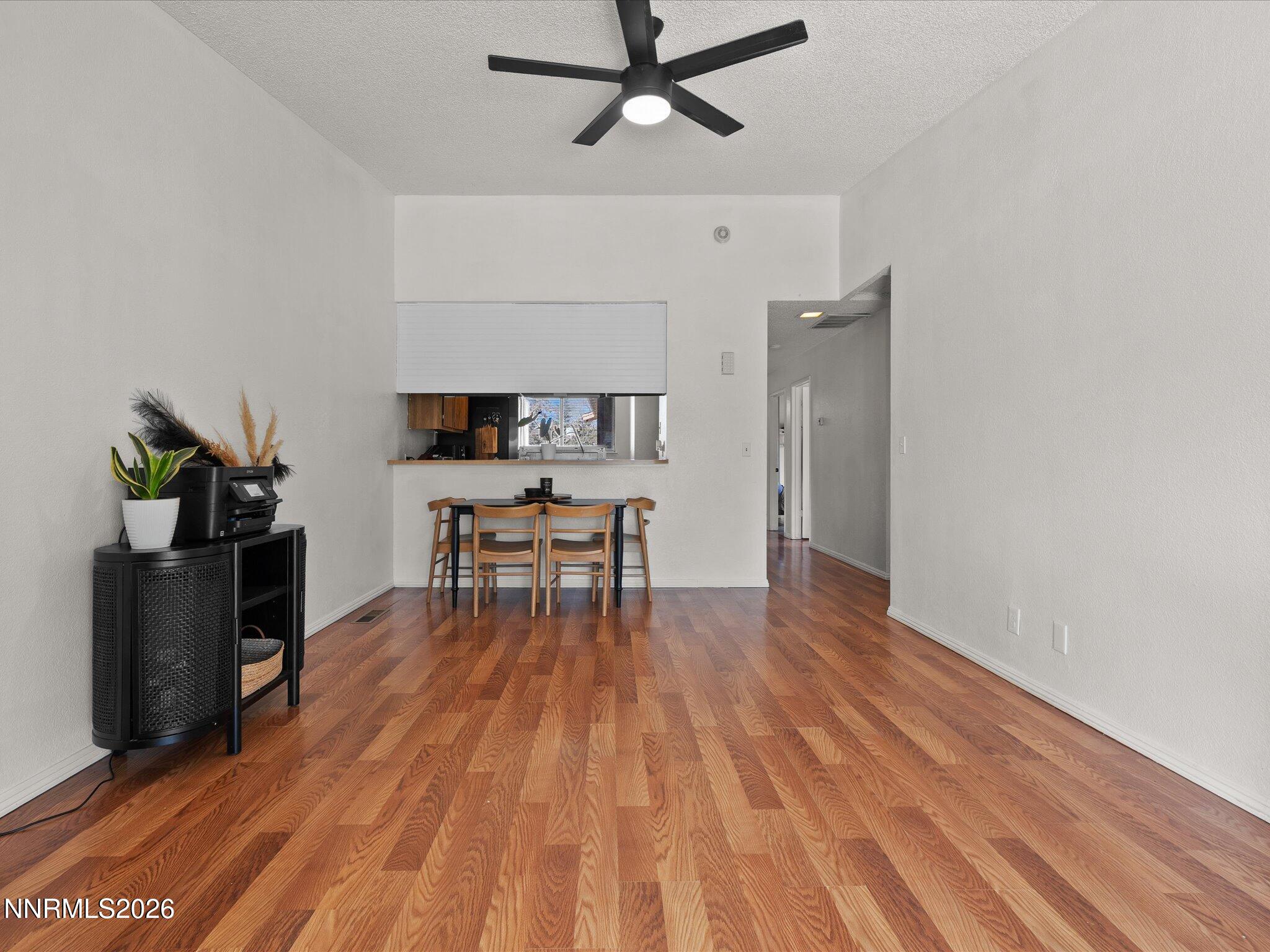 10010 Humite Lane Reno, NV 89506 - Photo 7 of 26 08-10010 Humite Ln-107