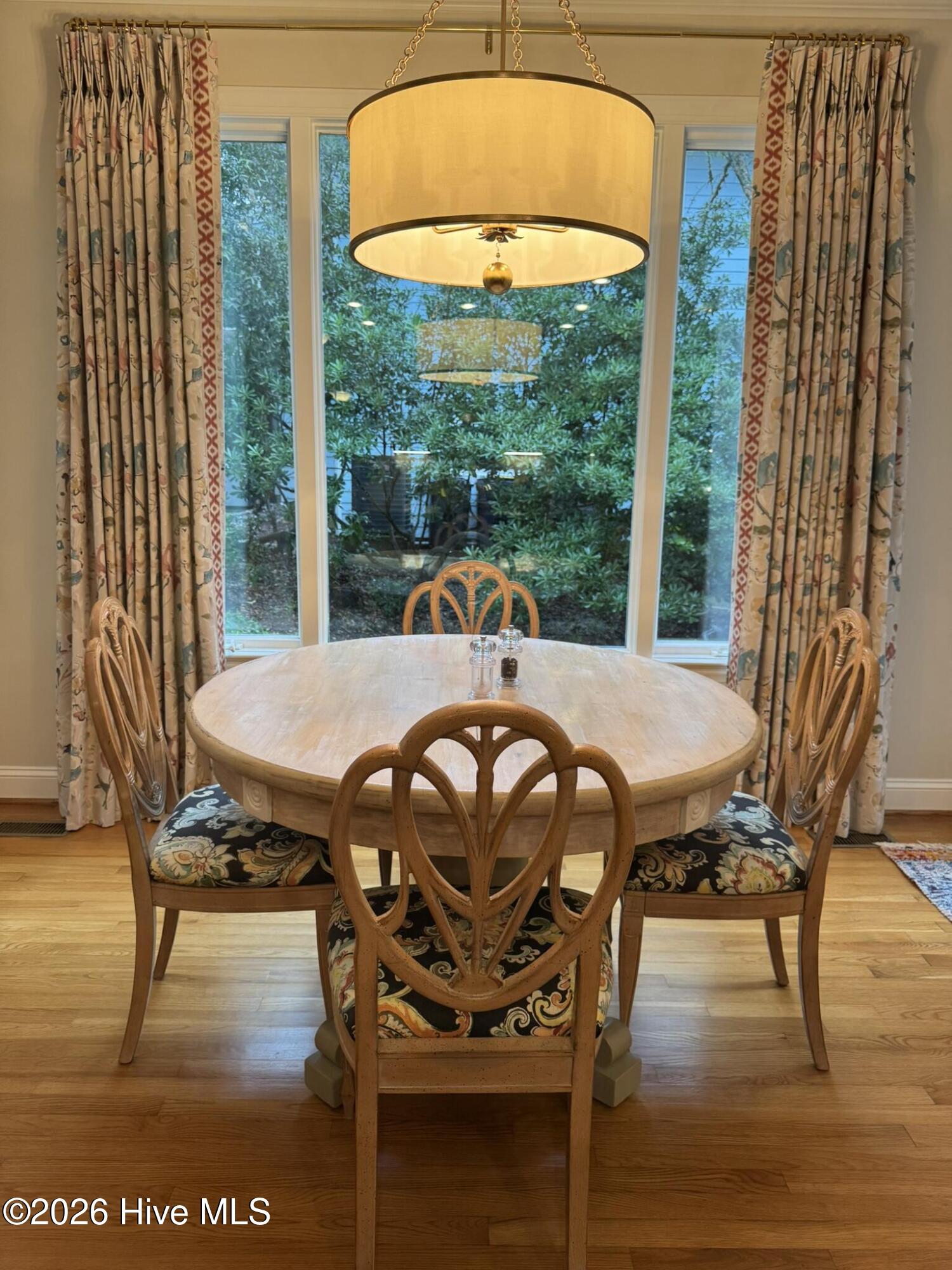 573 Coral Ridge Road Pine Knoll Shores, NC 28512 - Photo 13 of 32 13_beyc69c67a1dde99e