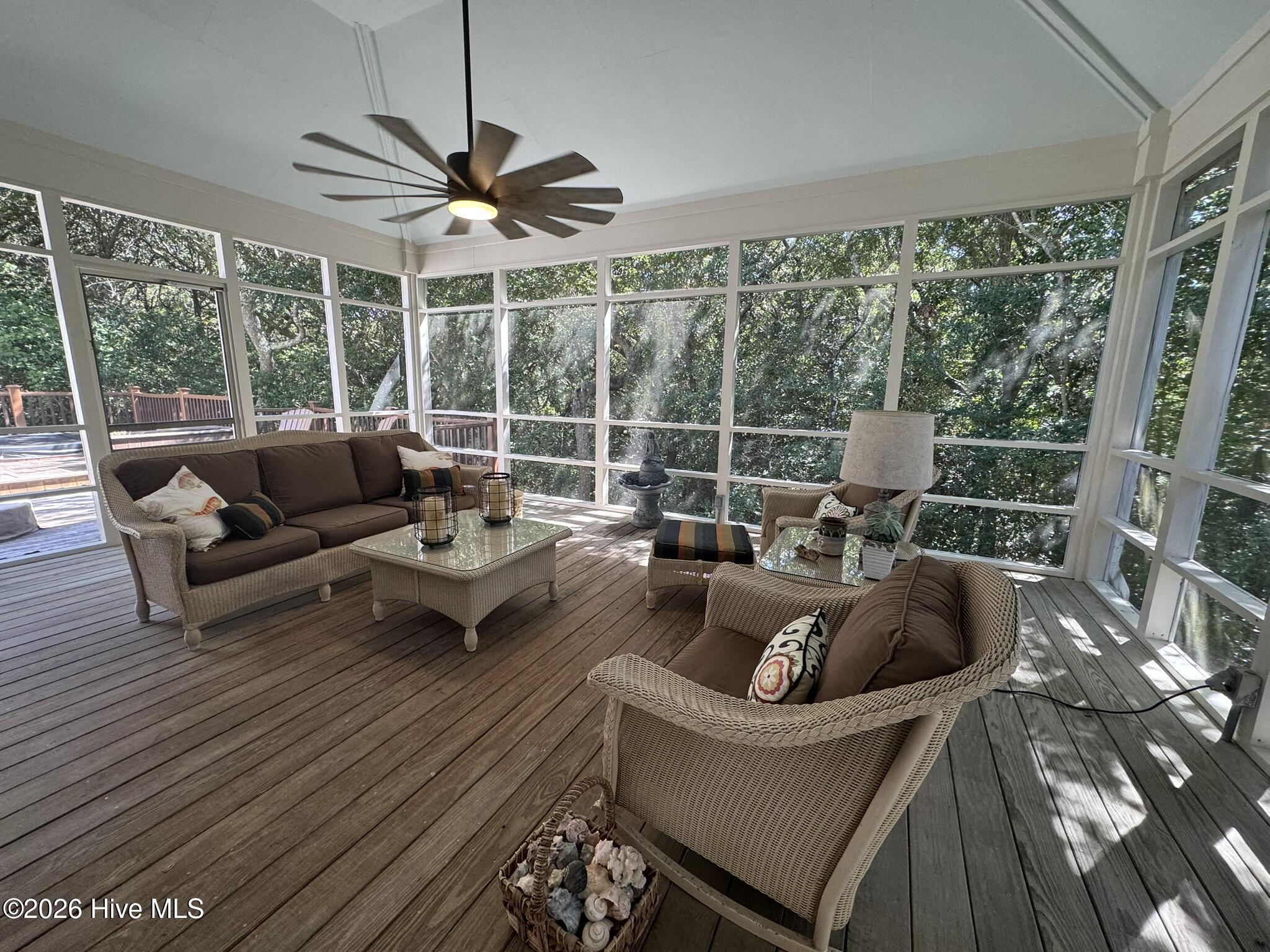 573 Coral Ridge Road Pine Knoll Shores, NC 28512 - Photo 27 of 32 27_beyc69c67a0e31fd3