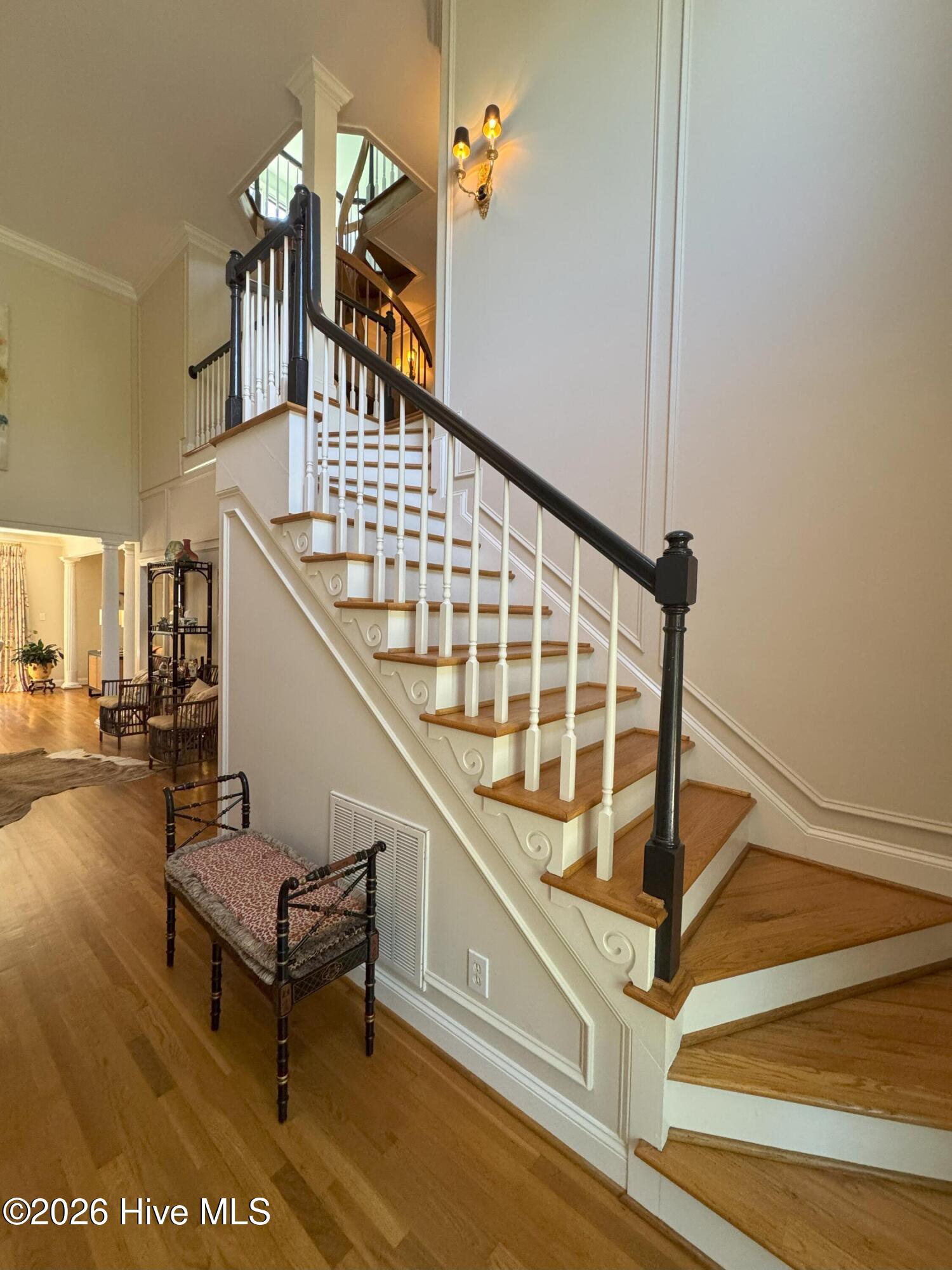 573 Coral Ridge Road Pine Knoll Shores, NC 28512 - Photo 3 of 32 03_beyc69c679bdab3b6