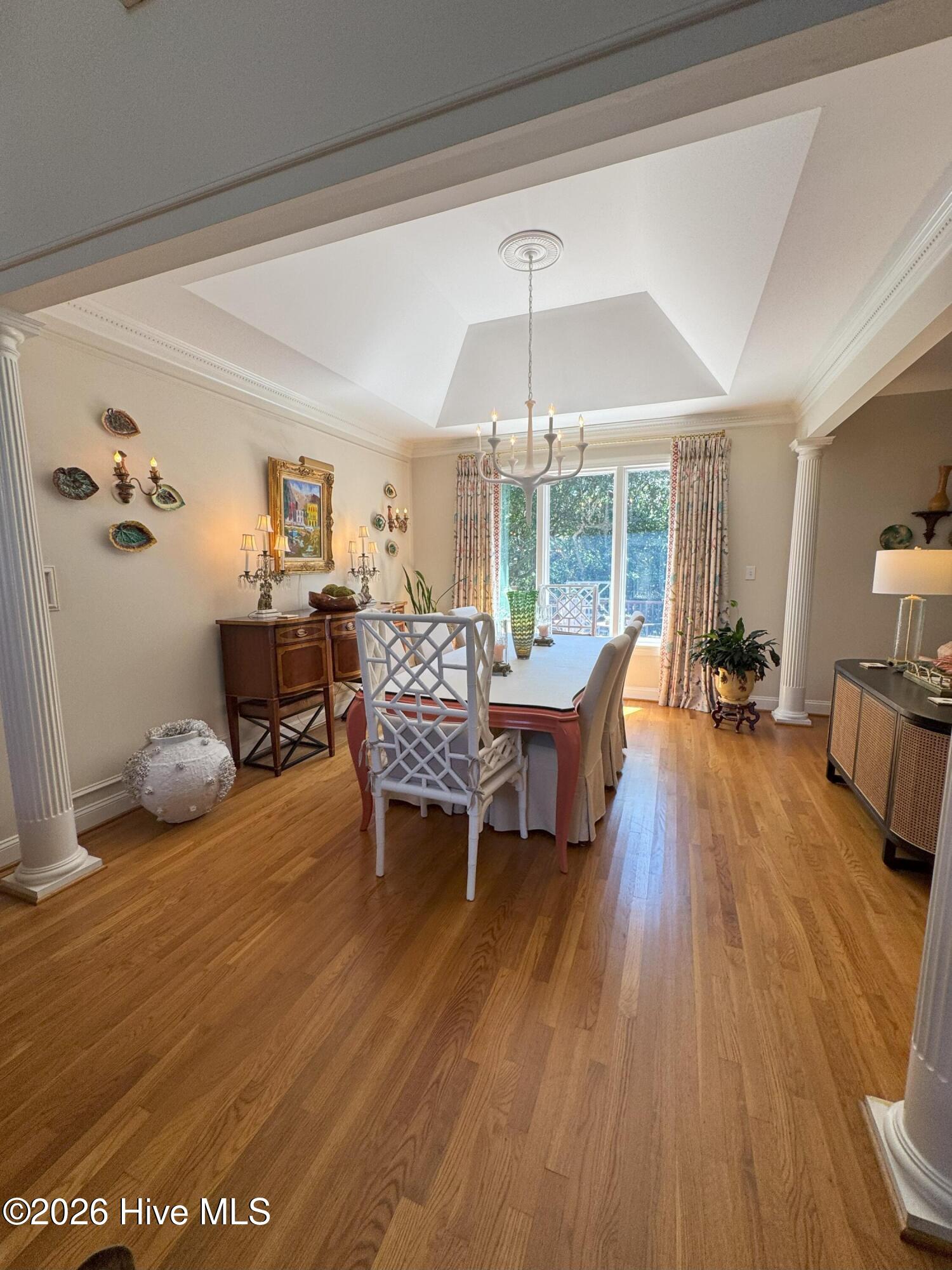 573 Coral Ridge Road Pine Knoll Shores, NC 28512 - Photo 5 of 32 05_beyc69c679cd3dd5a