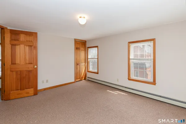 $299,900 | 184 Olivia Street, Derby, CT 06418