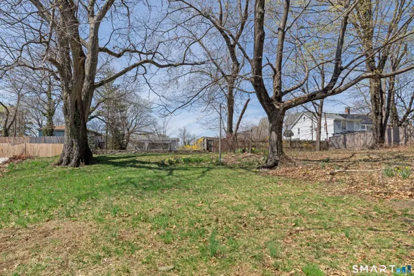$299,900 | 184 Olivia Street, Derby, CT 06418