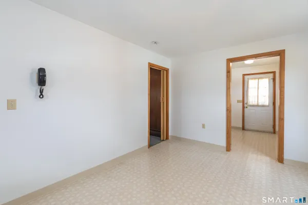 $299,900 | 184 Olivia Street, Derby, CT 06418