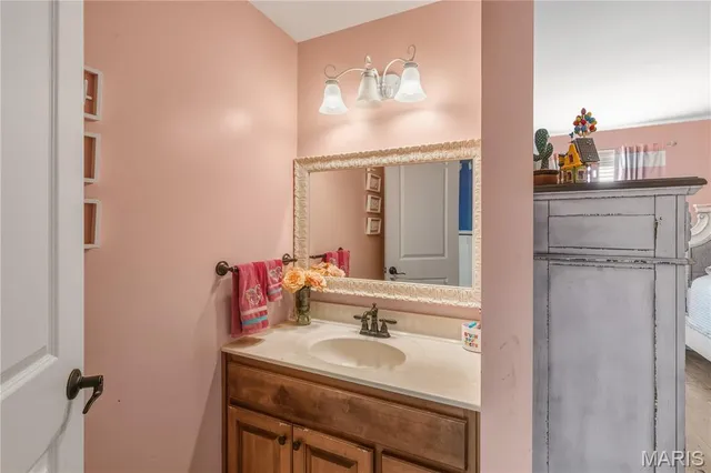 $456,900 | 129 County Road 213, Qulin, MO 63961