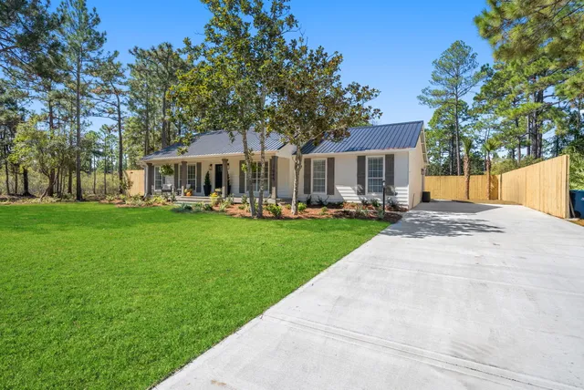 a front view of house with yard