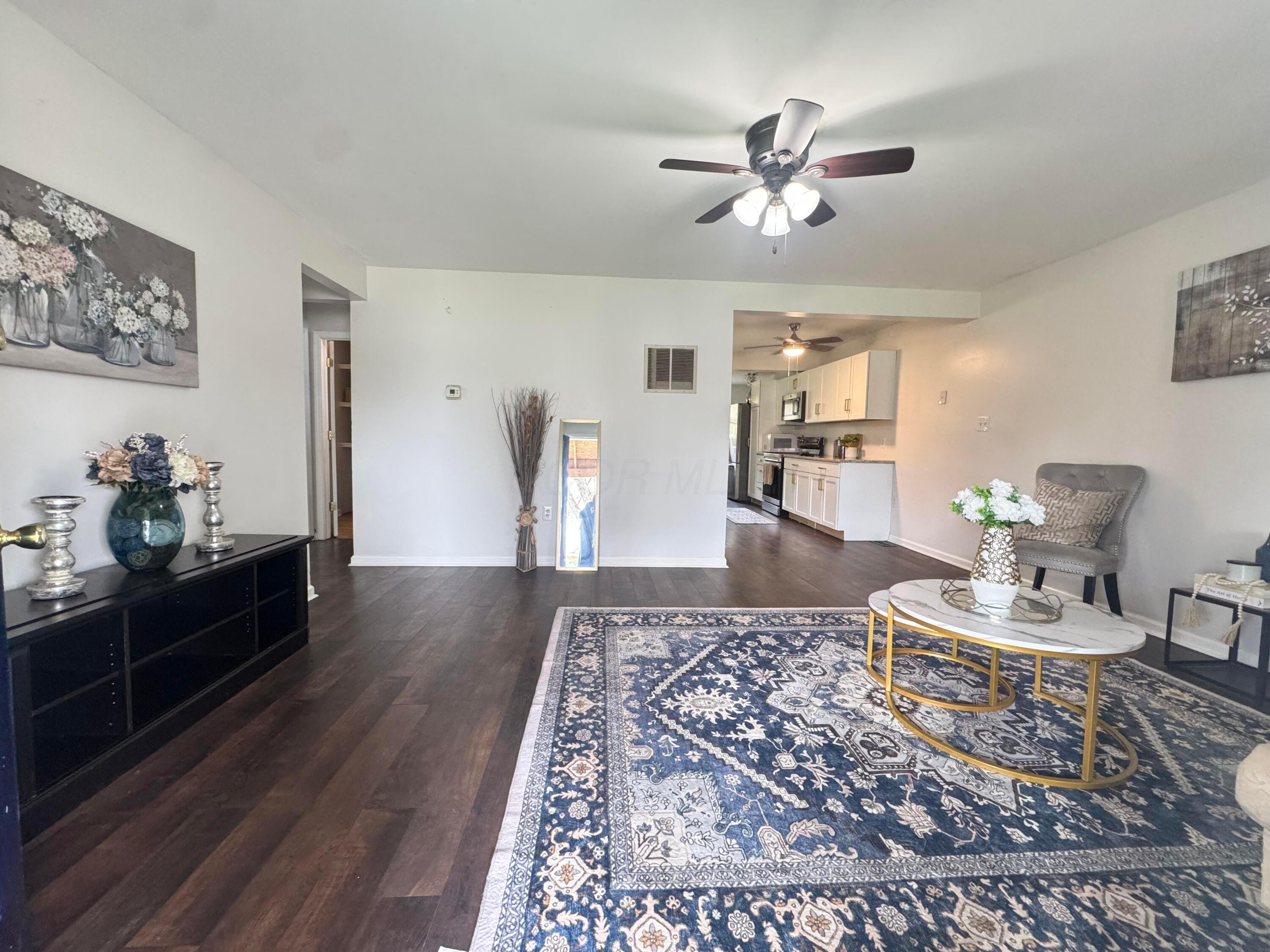 935 Duke Road Columbus, OH 43213 - Photo 2 of 31 IMG_4649 2
