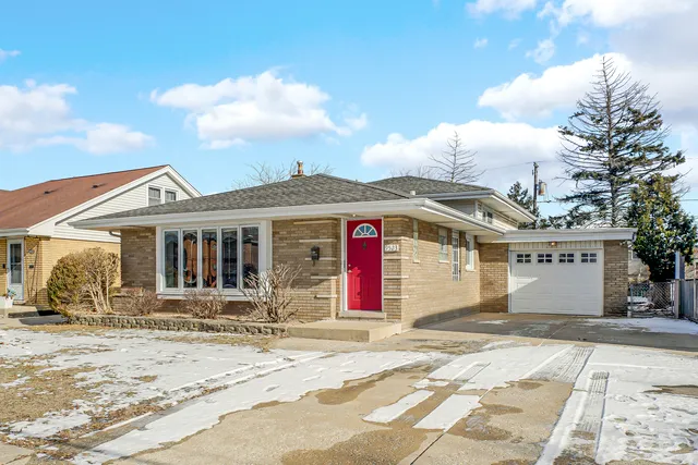 $349,900 | 9523 South Kostner Avenue, Oak Lawn, IL 60453