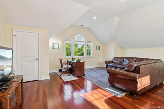 $2,149,000 | 4 Celestial Court, St. James, NY 11780