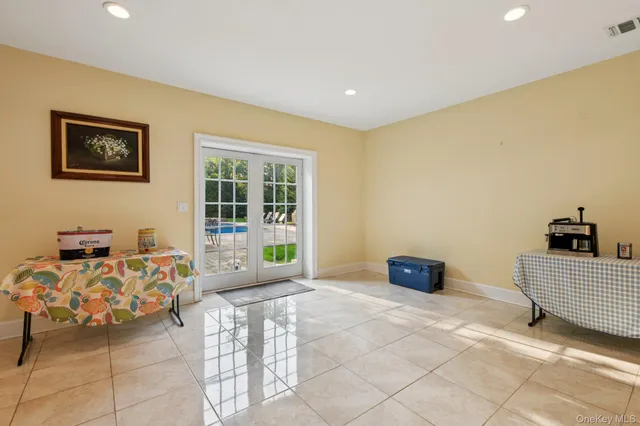 $2,149,000 | 4 Celestial Court, St. James, NY 11780