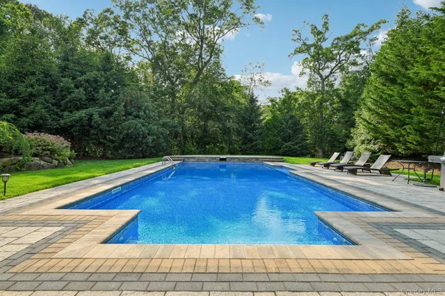 $2,149,000 | 4 Celestial Court, St. James, NY 11780