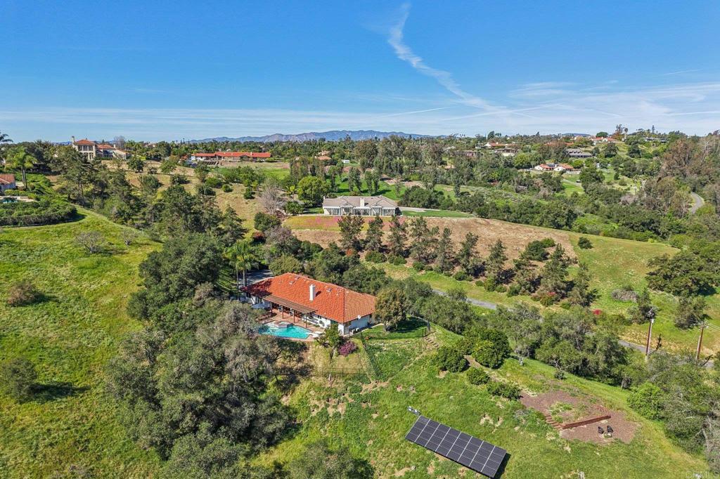 707 Live Oak Park Road South Fallbrook, CA 92028 - Photo 43 of 49